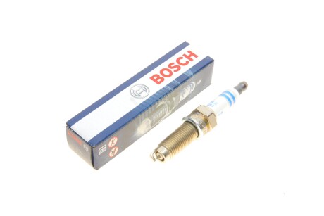 Свічка запалювання bosch 0 242 140 523