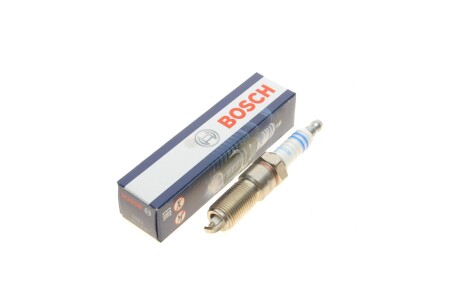 Свеча зажигания Standard Super HR9SE0X bosch 0 242 225 668