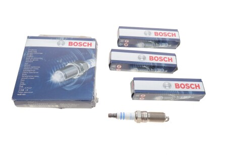 Свеча зажигания (к-кт 4шт)) Ford Connect 1.8 16V 02- bosch 0 242 229 902