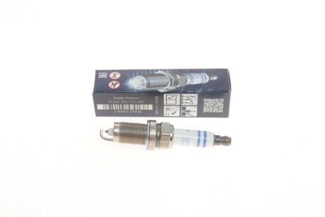 Свічка запалювання VW Golf V/Passat 2.0 FSI 04-10 bosch 0 242 235 775