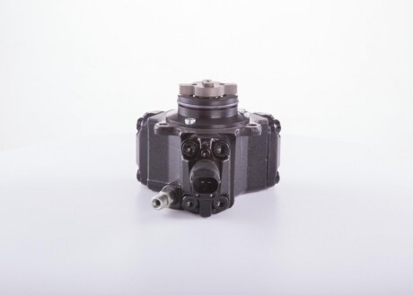 Паливний насос common rail bosch 0445010272