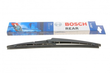 Щетка стеклоочистителя каркасная задняя Rear 300 мм (12") bosch 3 397 011 429