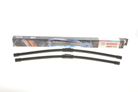 Комплект щіток склоочисника безкаркасних Aerotwin 600/550 bosch 3 397 014 242