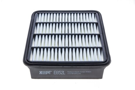 Фільтр повітряний Ford Ranger 2.5D/TD 99-06/ Mitsubishi Galant VIII/Space Runner 2.0-2.5 96-04 hengst filter e652L