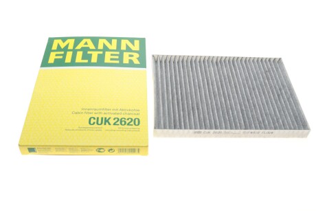 Фільтр салону Renault Koleos 2.0 dCi 08- (вугільний) -FILTER mann cuk 2620