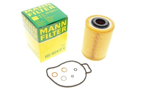 Фільтр масляний BMW 3 (E36) 318TDS 95-00 (M41) -FILTER mann hu 924/2 x