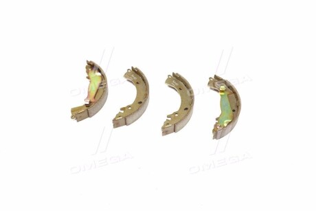 Колодки гальм. барабан. HYUNDAI GETZ(-OCT 2006) parts-mall pla-021